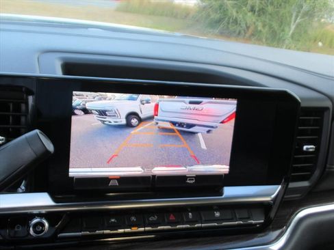 Certified 2024 GMC Sierra 1500 Elevation image 24