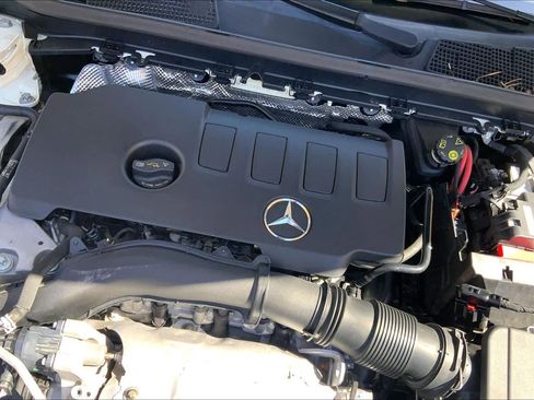 Used 2020 Mercedes-Benz CLA 250 image 31