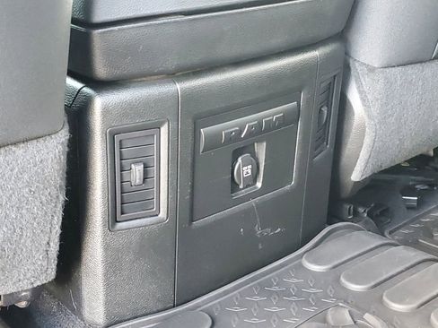 Used 2021 RAM 1500 Classic Warlock image 32