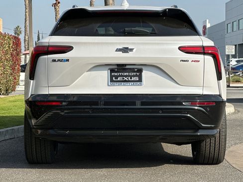 Used 2024 Chevrolet Blazer EV RS image 5