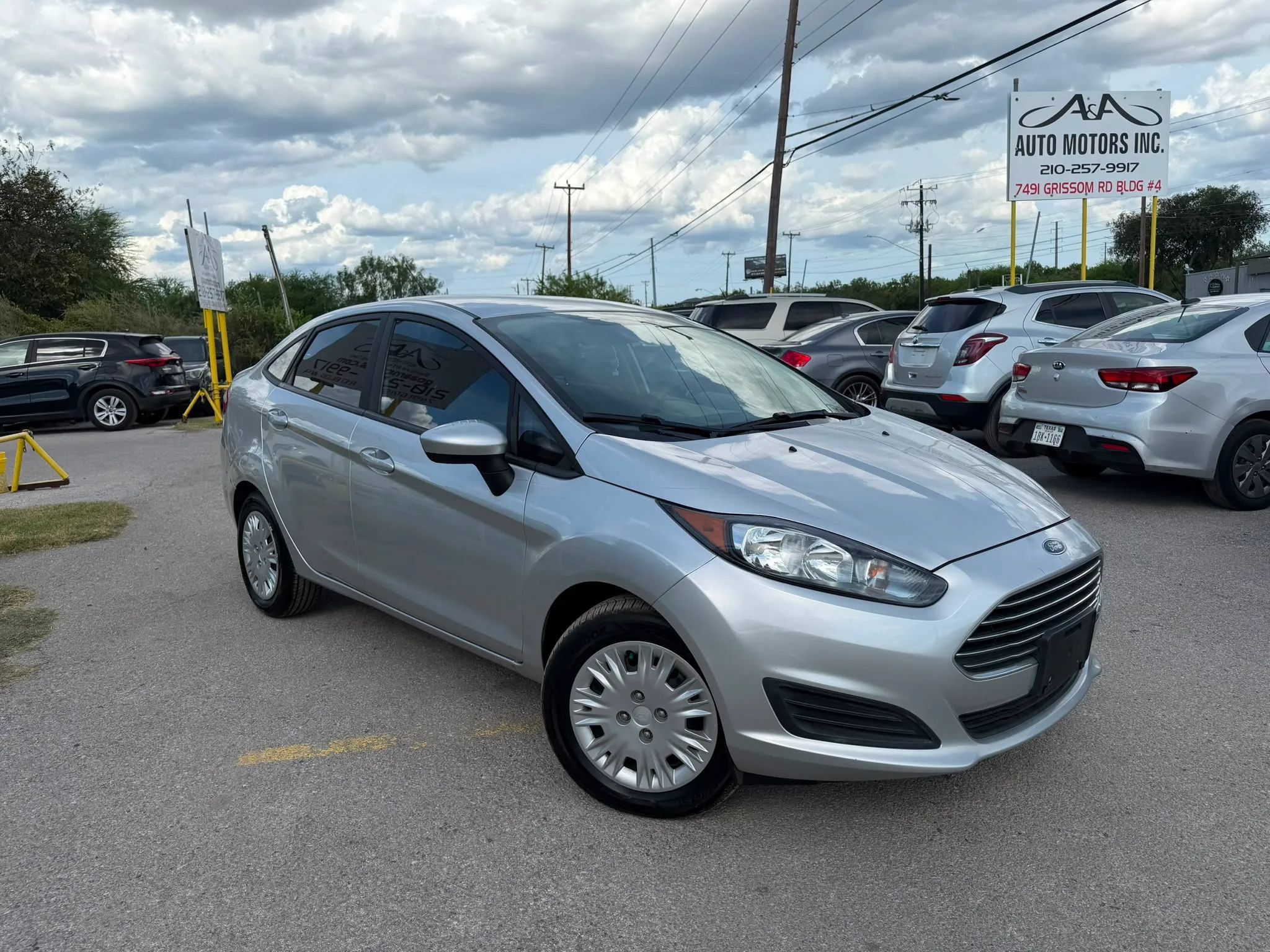 Used 2019 Ford Fiesta S FWD image 4