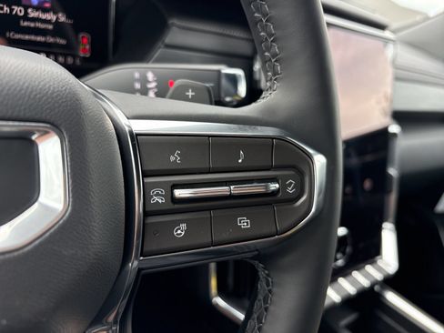 New 2026 GMC Acadia Elevation w/ Elevation Premium Package FWD image 30