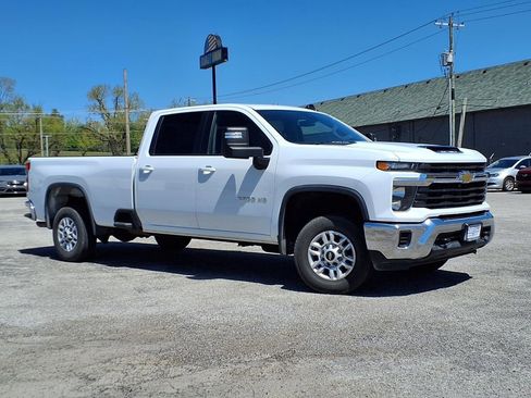 Used 2024 Chevrolet Silverado 2500 LT RWD image 1