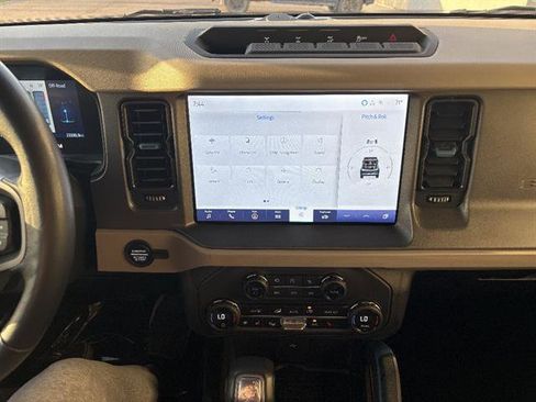 Used 2024 Ford Bronco Wildtrak AWD/4WD image 9