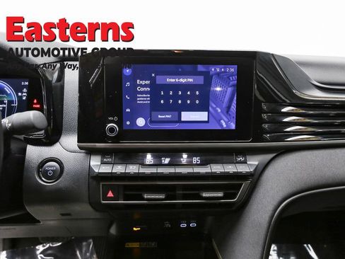 Used 2025 Toyota Camry LE image 12