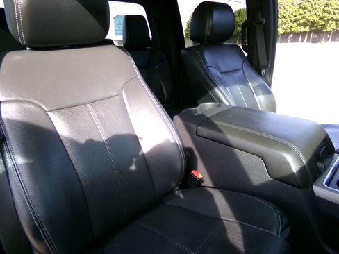 Used 2016 Ford F350 Lariat w/ Lariat Interior Package image 17