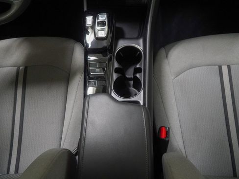 Used 2022 Hyundai Sonata SE FWD image 30