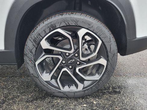 New 2026 Chevrolet Trax RS w/ Driver Confidence Package FWD image 20