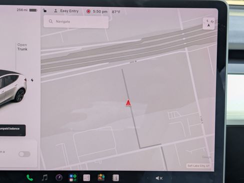 Used 2021 Tesla Model Y Long Range AWD/4WD image 20