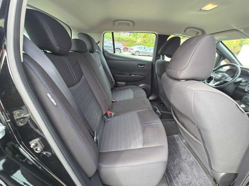 Used 2024 Nissan Leaf S FWD image 12