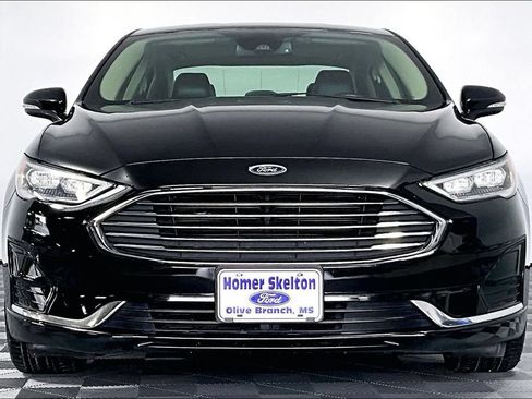 Used 2019 Ford Fusion SEL FWD image 3
