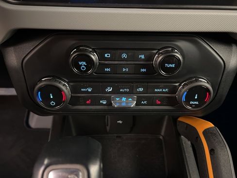 Certified 2022 Ford Bronco Badlands image 13