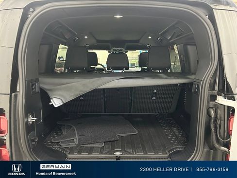Used 2025 Land Rover Defender 110 S AWD/4WD image 29