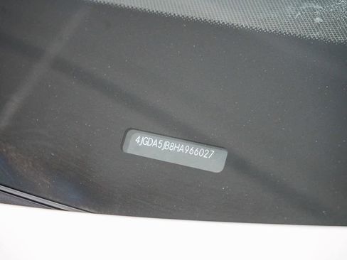 Certified 2017 Mercedes-Benz GLE 350 image 29