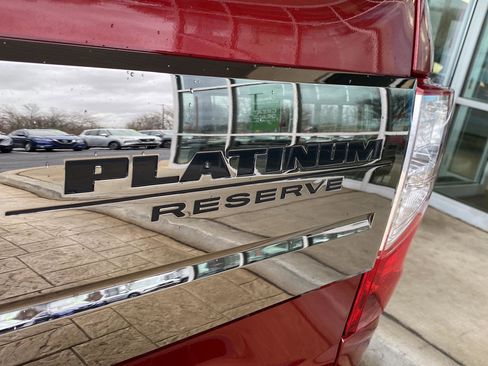 Used 2018 Nissan Titan Platinum Reserve w/ Platinum Utility Package image 10