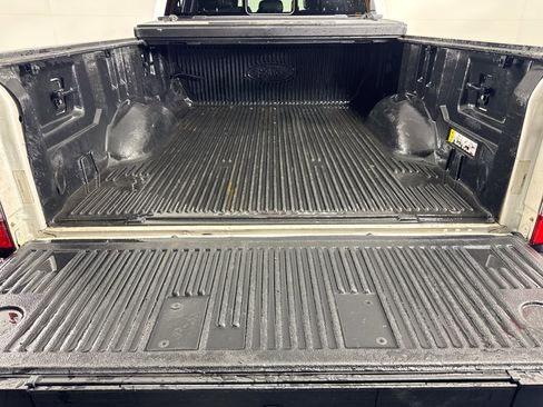 Used 2019 Ford F250 Platinum w/ Platinum Ultimate Package image 35