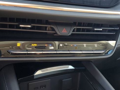 New 2026 Buick Envision Avenir AWD/4WD image 23
