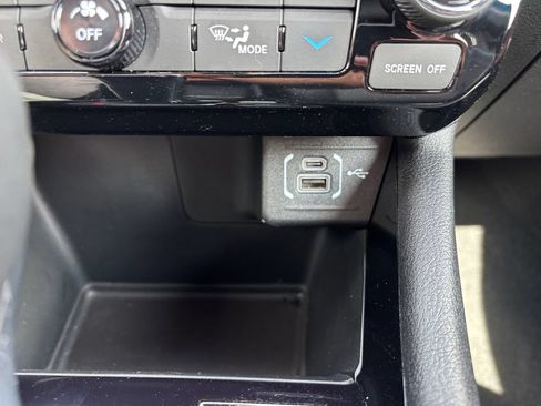 Used 2025 Jeep Compass Limited AWD/4WD image 27