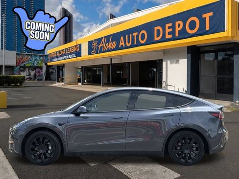 Used 2021 Tesla Model Y 2WD image 2