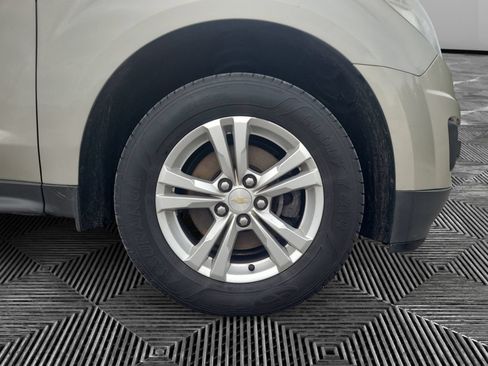 Used 2013 Chevrolet Equinox LS FWD image 16