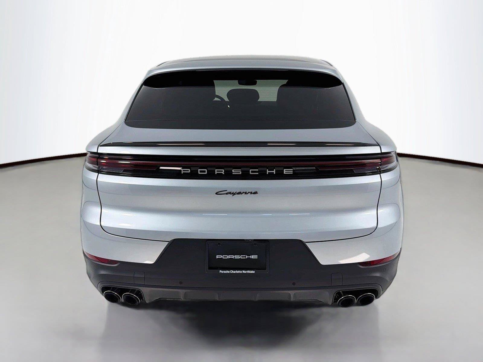 Used 2025 Porsche Cayenne Coupe AWD/4WD image 26