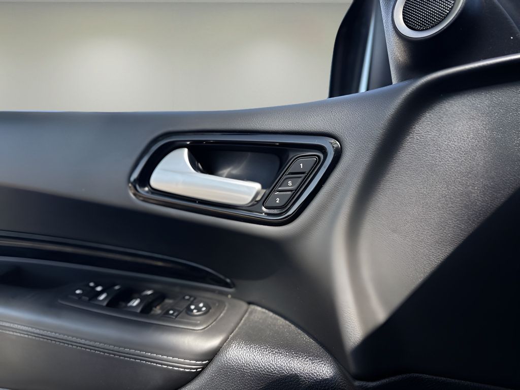Used 2022 Dodge Durango Citadel RWD image 18