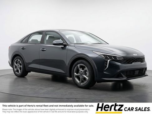 Used 2025 Kia K4 FWD image 1