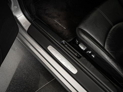 Used 2005 Porsche 911 Carrera S image 36