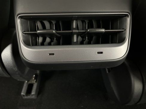 Used 2023 Tesla Model 3 Standard Range RWD image 33