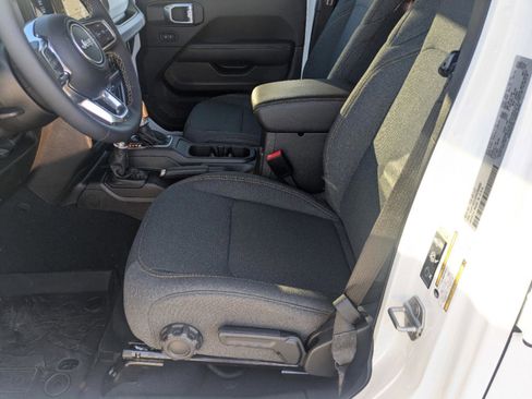 New 2024 Jeep Wrangler Sahara image 20