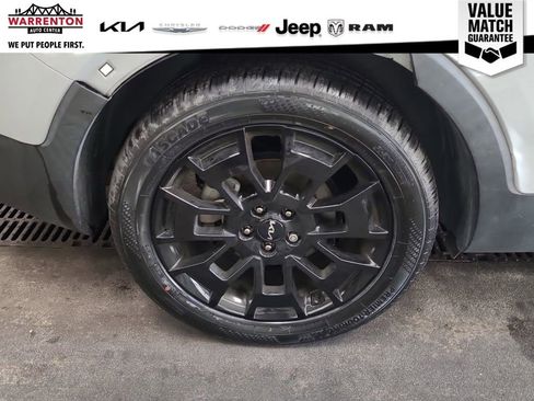 Used 2022 Kia Telluride EX w/ EX Premium Package AWD/4WD image 29