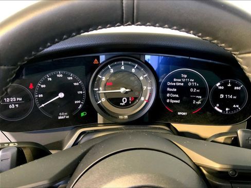 Certified 2024 Porsche 911 Carrera T RWD image 29