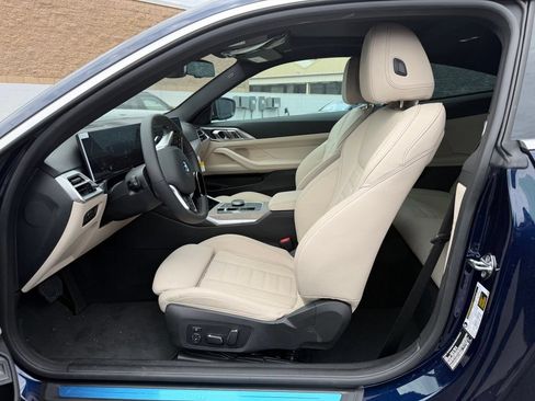 Used 2025 BMW 430i Coupe w/ Premium Package RWD image 20