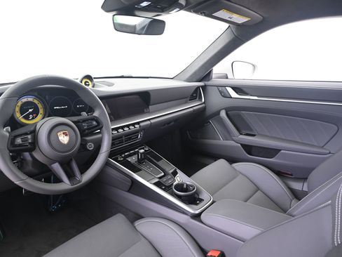 Certified 2025 Porsche 911 Turbo S image 4