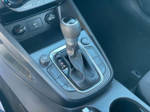 Used 2023 Hyundai Kona SEL image 20