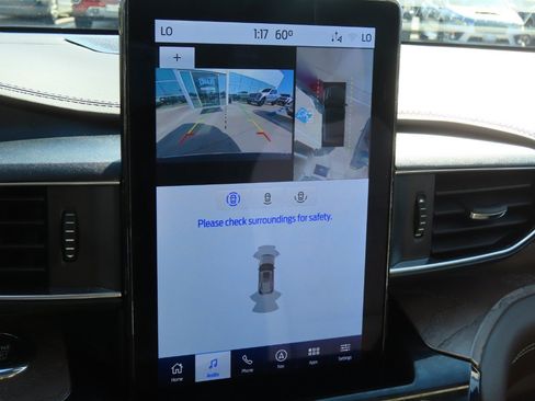 Used 2022 Ford Explorer Platinum w/ Equipment Group 601A image 32