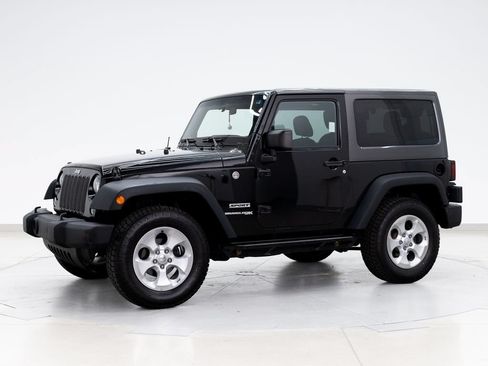 Used 2018 Jeep Wrangler Sport AWD/4WD image 4