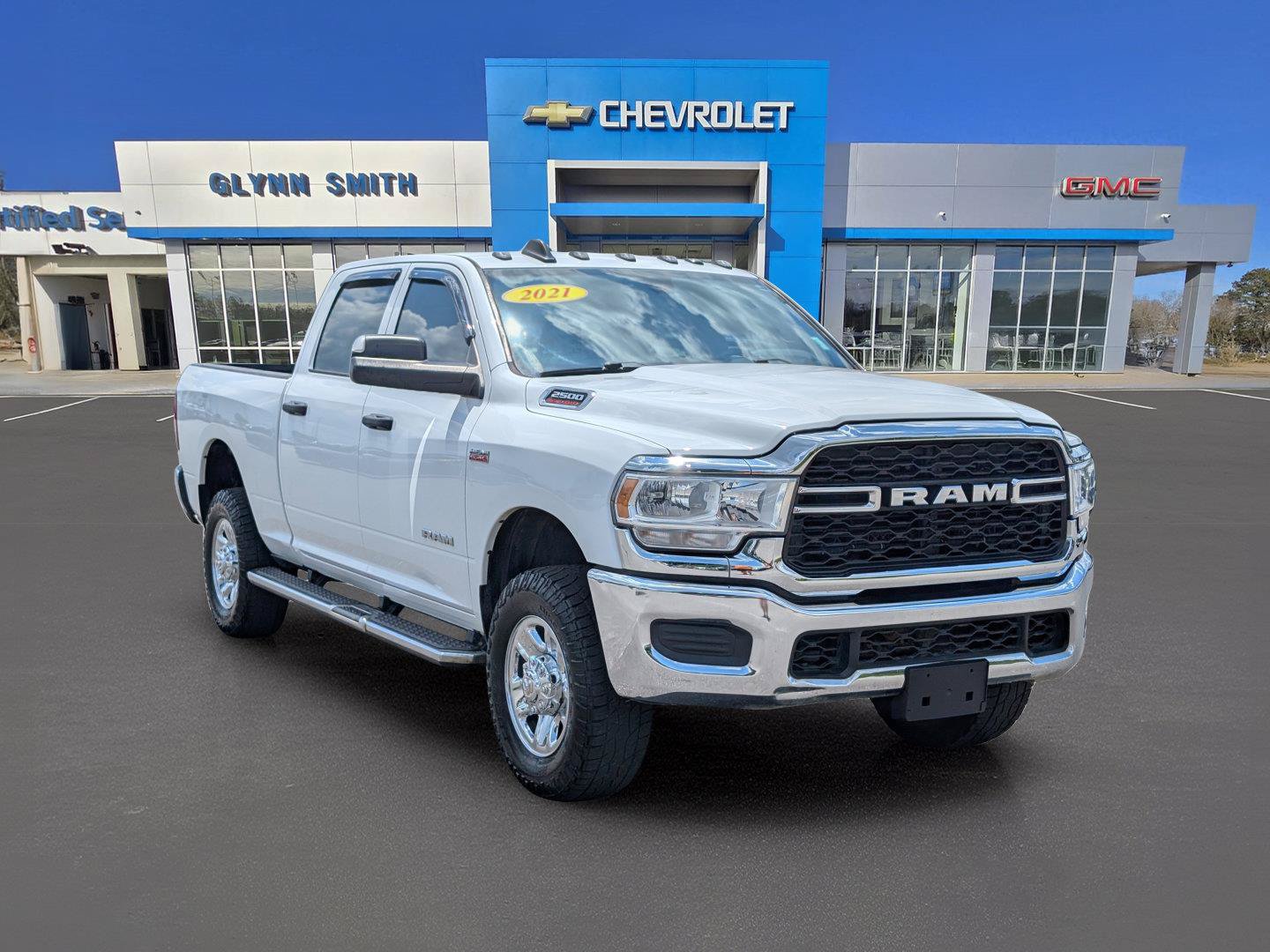 Used 2021 RAM 2500 Tradesman w/ Chrome Appearance Group AWD/4WD image 3