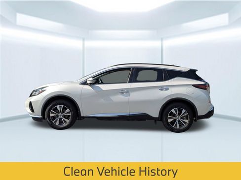 Used 2019 Nissan Murano SV w/ Premium Package FWD image 2