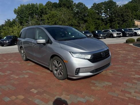 Used 2022 Honda Odyssey Touring image 19