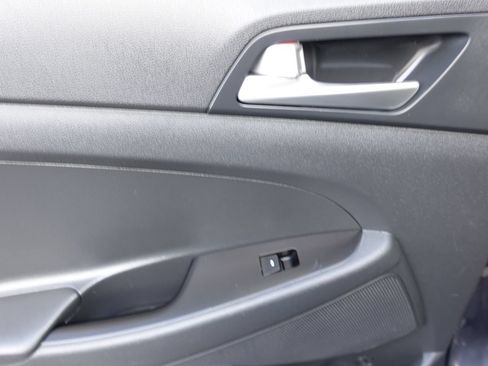 Used 2019 Hyundai Tucson SE FWD image 16