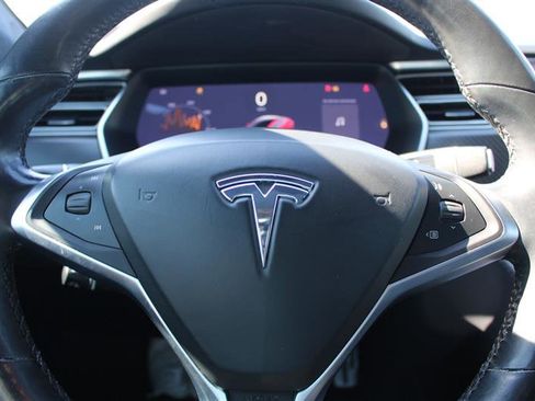 Used 2017 Tesla Model S P100D image 16