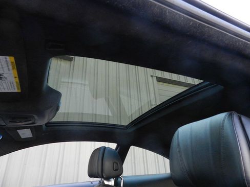 Used 2012 BMW 650i Coupe image 18