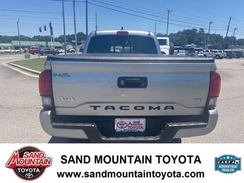 Used 2023 Toyota Tacoma SR AWD/4WD image 4