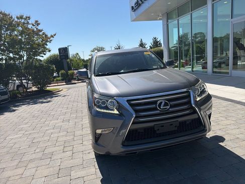 Used 2015 Lexus GX 460 w/ Premium Package AWD/4WD image 5