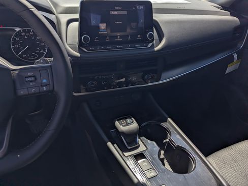 New 2026 Nissan Rogue SV image 10