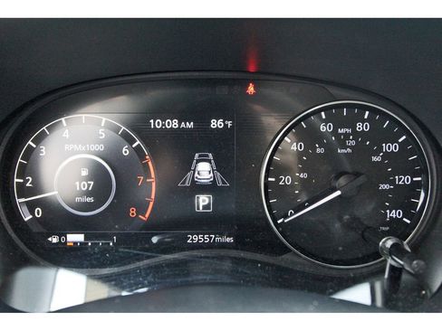 Used 2023 Nissan Kicks SR w/ SR Premium Package FWD image 9