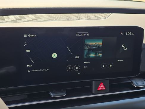 New 2026 Kia Carnival FWD image 22