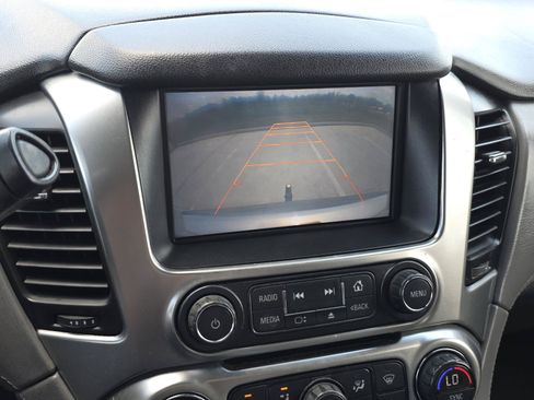 Used 2015 Chevrolet Tahoe LT RWD image 26