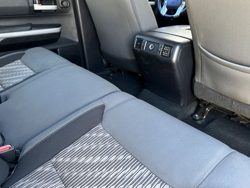 Used 2018 Toyota Tundra SR5 w/ SR5 Upgrade Package RWD image 17